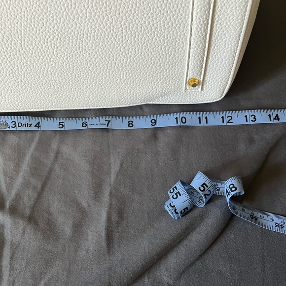 🇺🇸SALE TODAY ONLY Fashion white pebbled satchel H style lock inspire - Picture 6 of 7